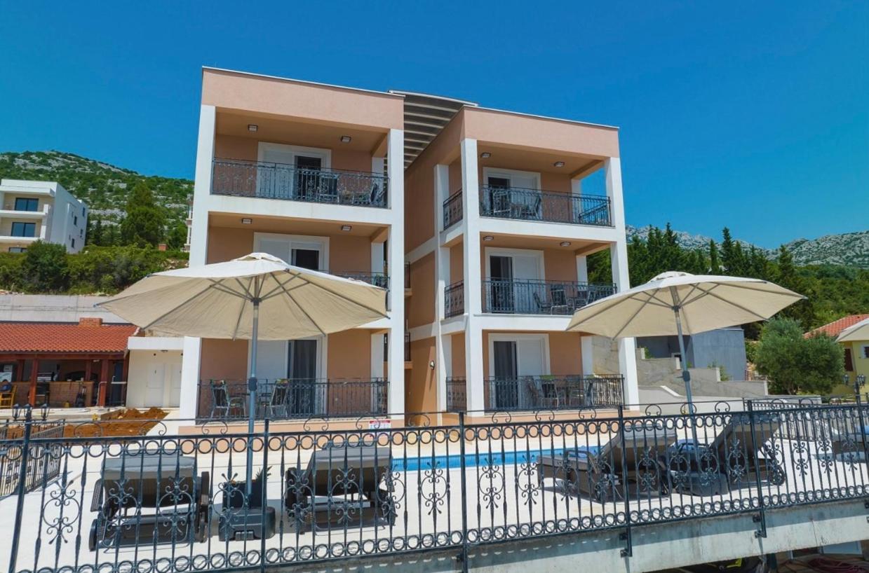 Villa Tin Apartments Tribanj-Krušćica Kültér fotó